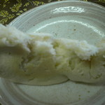 パン工房ナナ - もちべぇ、178円。　とにかく、柔いの一言。