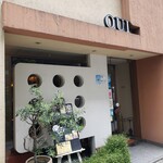 OUI - 