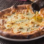 WOLFGANG PUCK PIZZA BAR - 