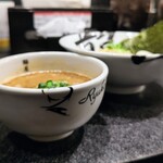 麺屋とがし 龍冴 - 器はオリジナルですね