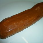 パティスリー・ケ・モンテベロ - エクレール　キャラメル＠２６０円