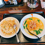 台湾料理 餃子菜屋 - ラーメンセット（税込913円）