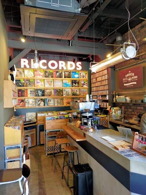 DAVADA COFFEE&amp;RECORDS photo 5