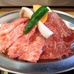 贅沢焼肉三昧 和牛ひとり - 赤身三種