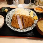 Ureu Rebuta Tonkatsu Kimini Ageru - 特上ロース定食