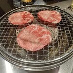 Yakiniku Kura - 