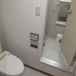米子ユニバーサルホテル - セパレートタイプのバストイレ