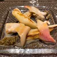 リストランテ ペガソ - ③北寄貝とホワイトアスパラのソテーふきのとう添え