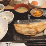 生本まぐろ へぎそば 炉端焼 魚然 - 焼魚定食