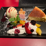 バー ピギーバンクス - しっとりチーズケーキプレート1000円