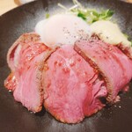 みのるダイニング - 岡山県産牛ローストビーフ丼1,529円税込
