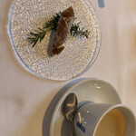 ウシマル - コーヒーとカンノーロ