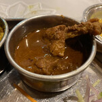 ベンガル料理プージャー - チキンカレー