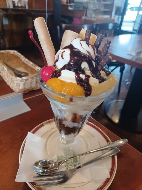 Field Escort photo 3