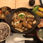 Ootoya - ♪特命‘ｓセレクション
                        （チキン味噌かつ煮定食￥920ミニすけそう鱈の黒酢餡¥350かぼちゃのコロッケ¥200)