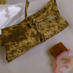 日本料理　花いずみ - 陣内岩魚の温燻竹包み焼き