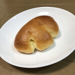パン屋 いちばんがま - クリームパン