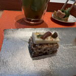 ナベノ-イズム - 近隣老舗（大心堂、種亀）とのコラボスナックとアントナン風グリーンオリーブマリネ