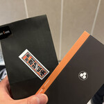 ナベノ-イズム - お菓子とパンフレット、いただきました。