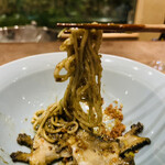 齋華 - ◎鮑の肝を絡めて食べる。格別の美味さ！