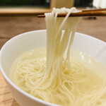 齋華 - ◎麺は齋藤シェフが自宅の一階で作っているこだわり麺。