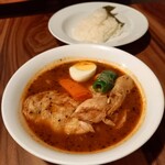 カレー食堂 心 - 骨付きチキン 1000円