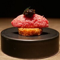 USHIGORO S. SHINJUKU - ☆キャビアと和牛燻製タルタル(#^.^#)☆
