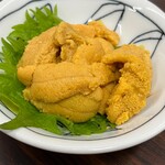 陸奥湊駅前休憩所 - 生うに