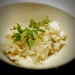 道人 - 世界一好きな、道人さんの筍ご飯。筍が一番好きな食材だから、世界一好きな食べ物。筍の下の硬いところを細かく細かく切って、タップリと炊きこまれています。こんな筍ご飯は他所では頂けません。