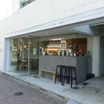 double tall cafe nagoya - 外観