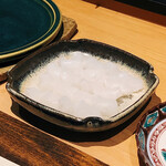 温石 - 泥障烏賊です。これから墨塩を乗っけます