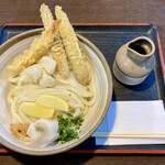 讃岐うどん 伴 - こんぴらごぼうぶっかけうどん大盛(900+200円)