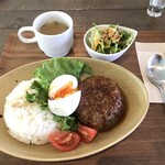 Café Agora / Agora バル - 