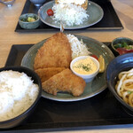 季節のお料理 山水草木 - タラカツ・アジフライ定食