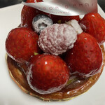 メゾン・ダーニ - タルトレット オウ フレーズ　￥600