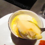 北海道焼肉 北うし - 【前菜】フォアグラの茶碗蒸し・ミノ昆布〆・ 自家製カラスミ添え