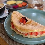 Segara Village Hotel - 料理写真:ストロベリーパンケーキ
