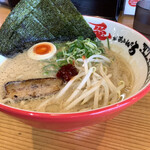 とんこつ愛があふれてる ラーメン とりこ - 