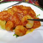 四川厨房 随苑 - エビチリ定食750円（ランチは、鶏唐揚げ４個、炒飯ほかは食べ放題）