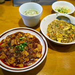 川菜館 - 麻婆豆腐+チャーハン セット ¥1,000