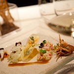 SANKARA HOTEL&SPA 屋久島 - 冷前菜を白で