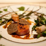 SANKARA HOTEL&SPA 屋久島 - 肉料理／
      鹿児島　肝属町、放牧豚
      ロースト仕立て、その焼き汁と月桃の香り