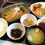 Teishoku Ya Jimbee - サバ味噌煮定食と甚兵衛ザンギ【Mar.2022】