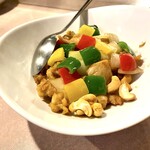 中華キッチン 桂林 - 鶏とカシューナッツの唐辛子炒め