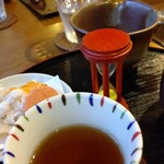 茶フェ ちゃきち - 注がれたほうじ茶