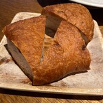 アルビソーラ - 自家製パン