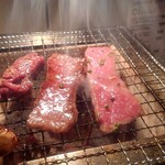 牛肉卸問屋直営 焼肉ホルモン八重山おときち - 