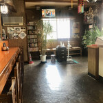 Katsuhiro - 落ち着いた店内