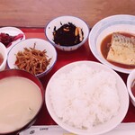 港北食堂 - 三品定食660円（税込）