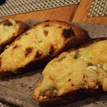 利き酒家 - 珍味のピザトースト